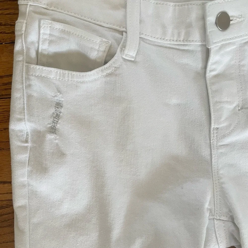 JCPenney Project Runway White Denim Distressed Skinny Jeans Women’s Size 2